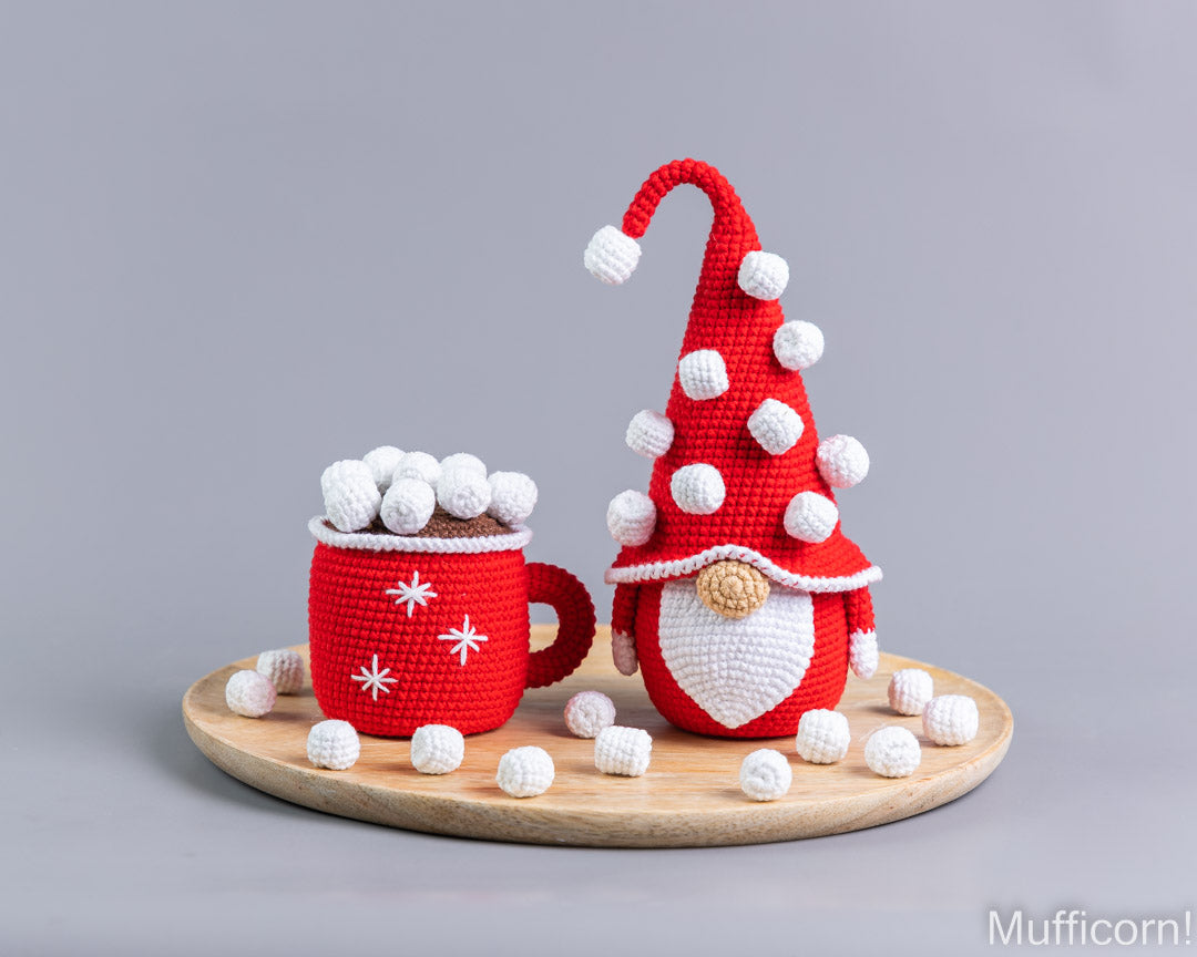 Marshmallow Gnome with Mug