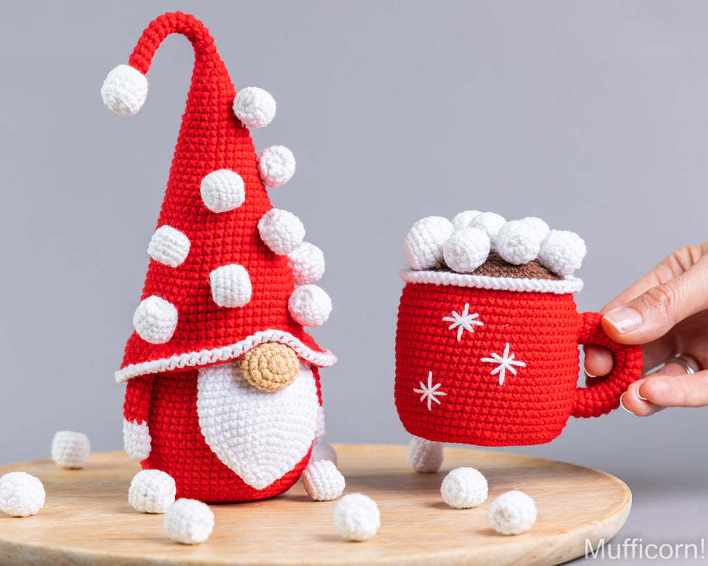 Marshmallow Gnome with Mug