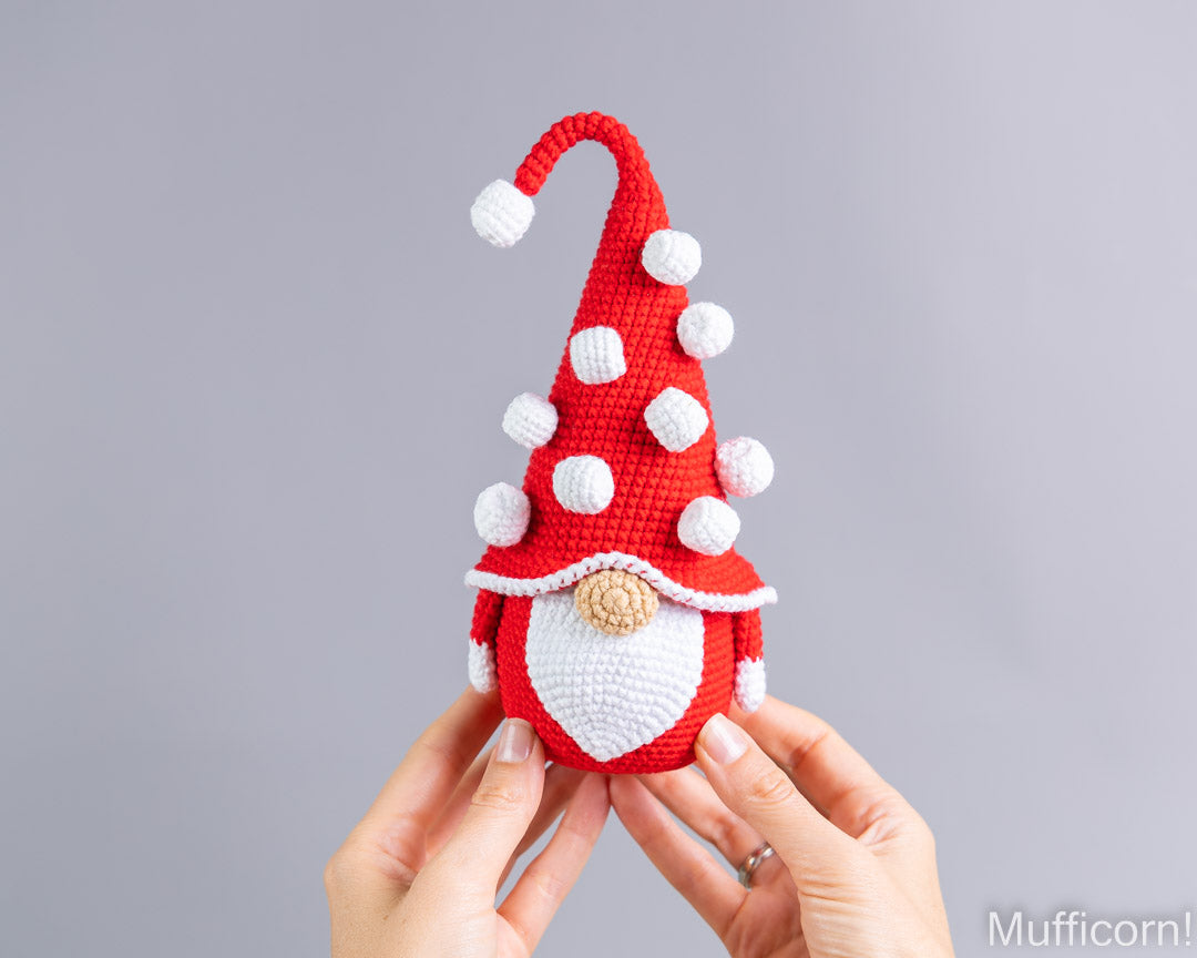 Marshmallow Gnome with Mug