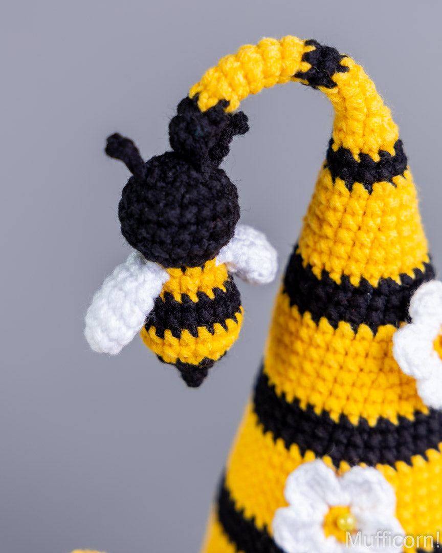 Crochet patterns bundle: Bee Gnome and a Pot of Honey