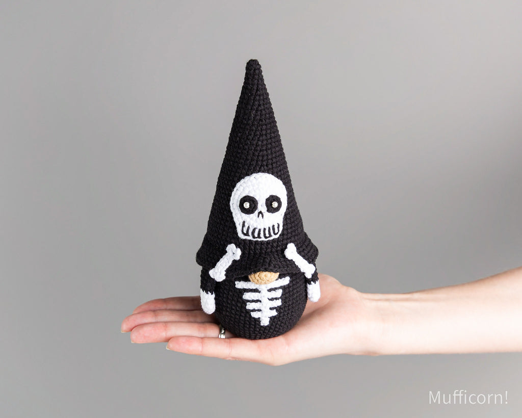 Skeleton Gnome