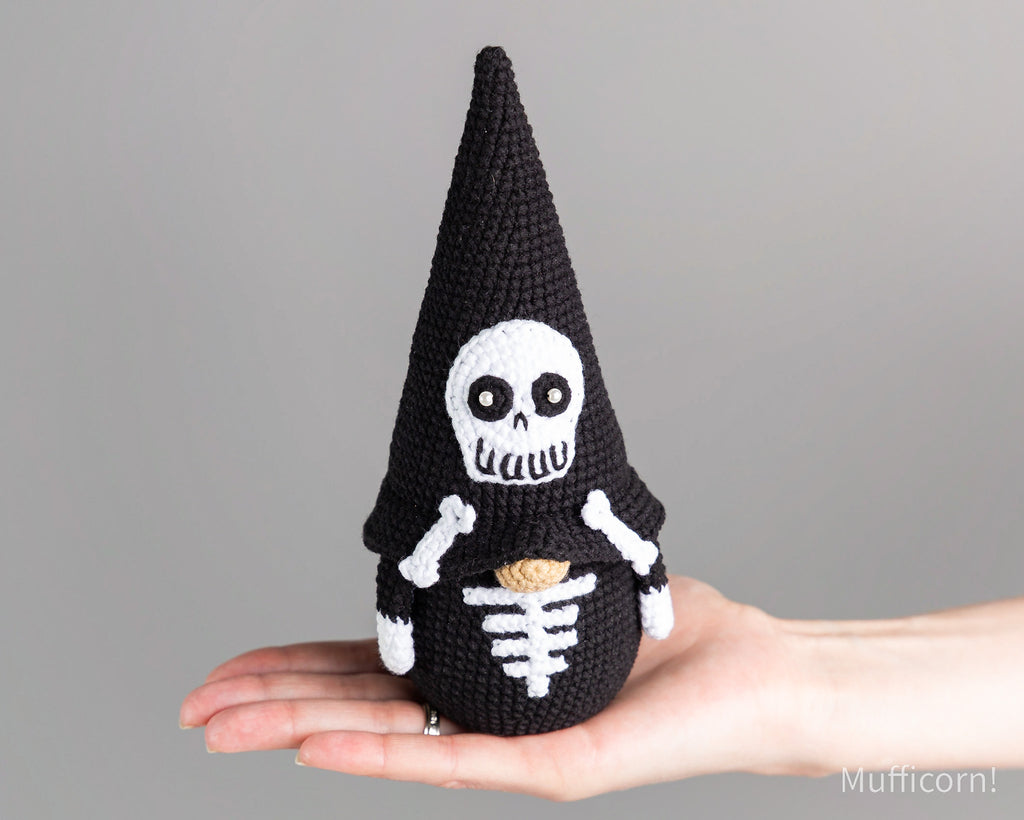 Skeleton Gnome