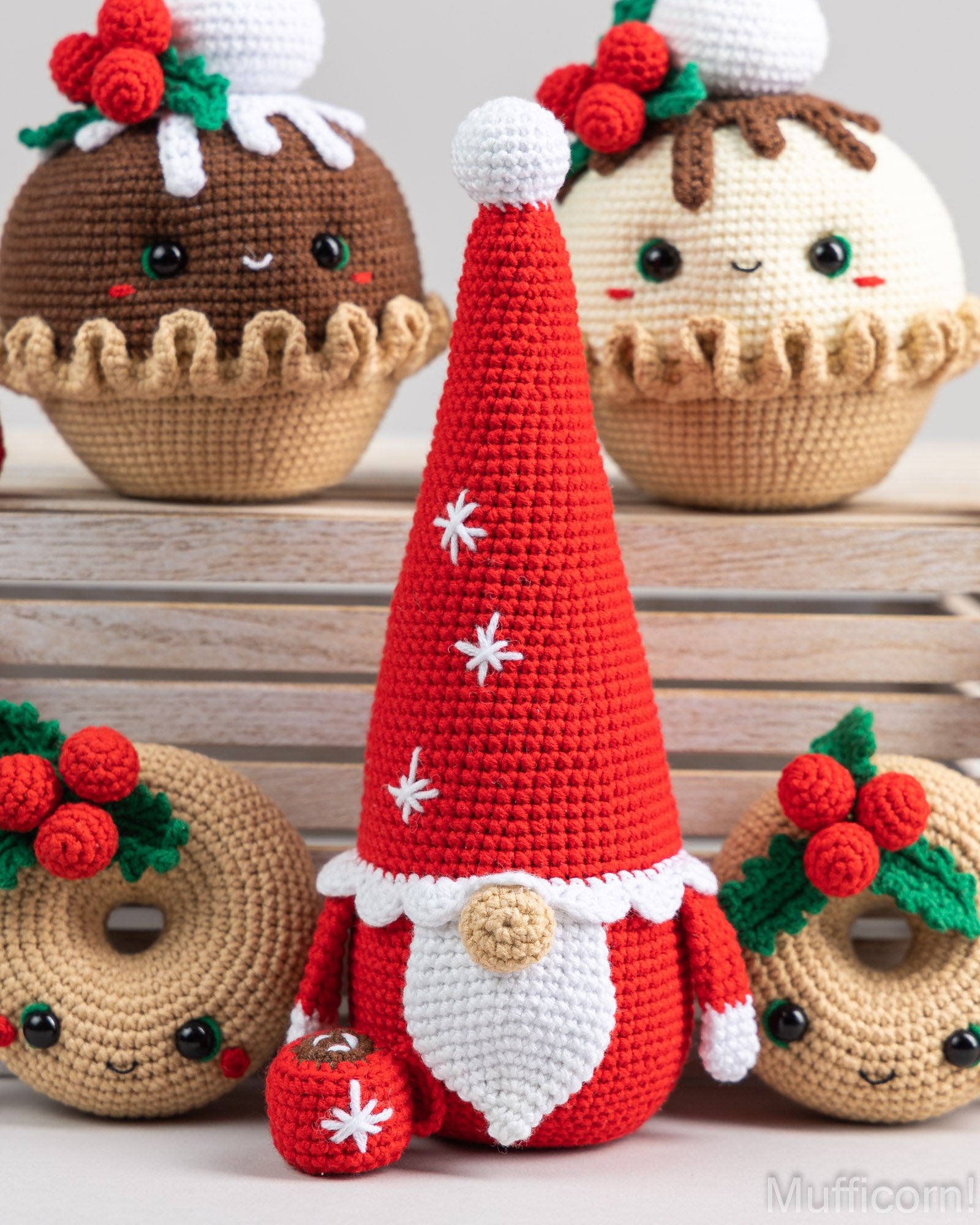 Crochet patterns bundle:  Christmas Pie, Donut and Snowflake Gnome
