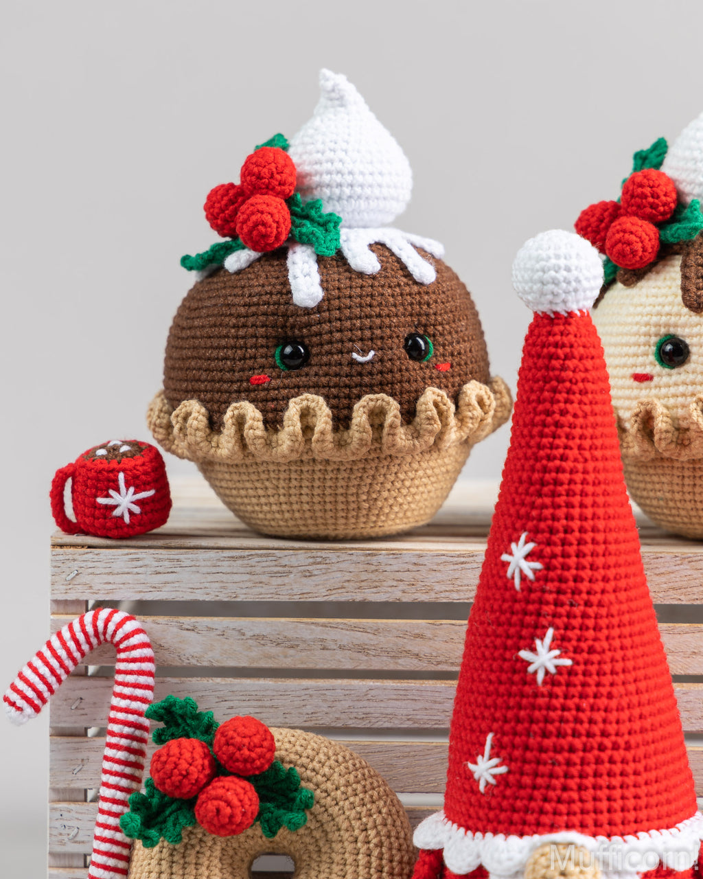 Crochet patterns bundle:  Christmas Pie, Donut and Snowflake Gnome
