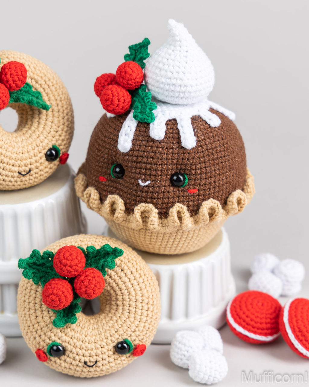 Crochet patterns bundle:  Christmas Pie and Amigurumi donut