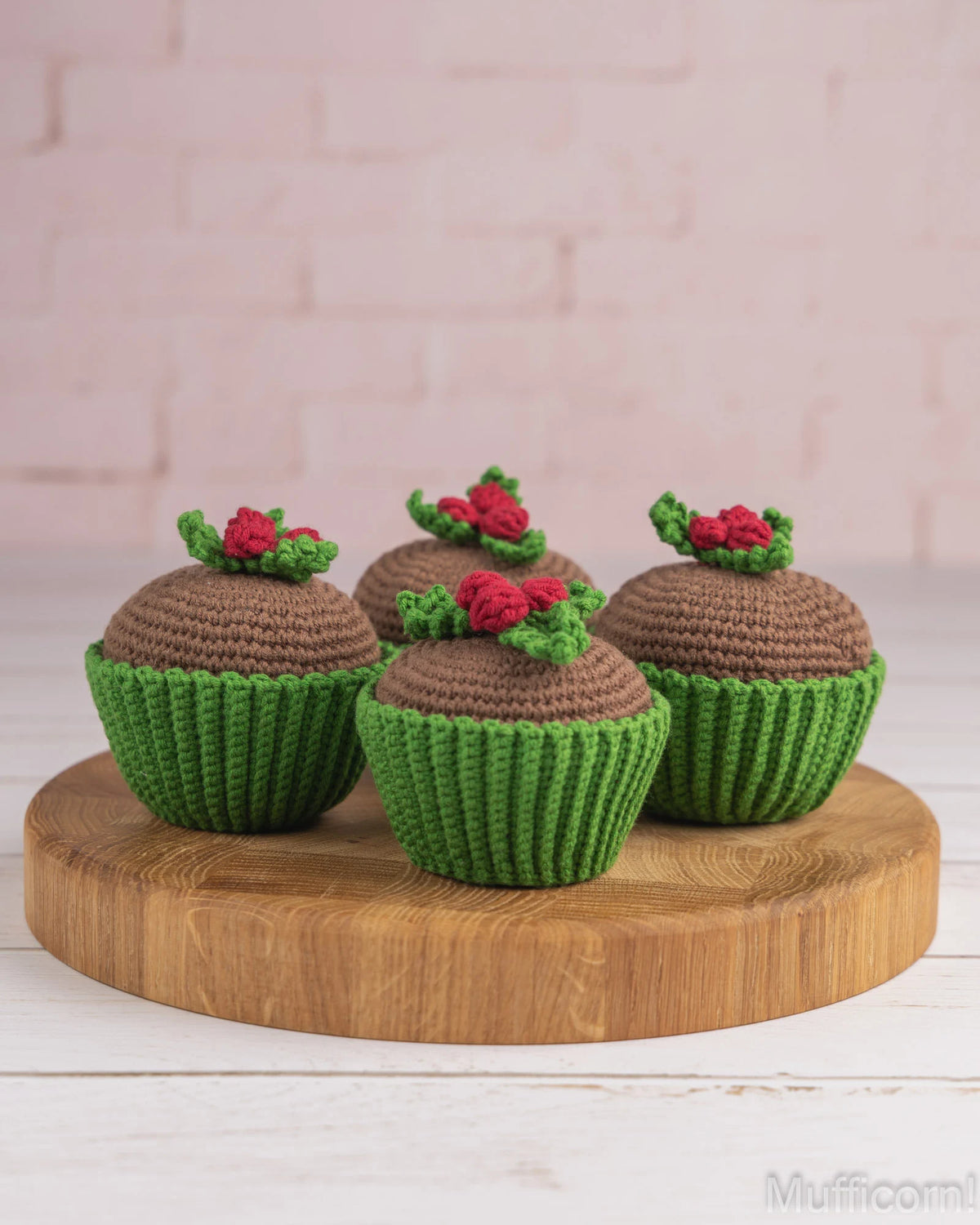 Christmas Cupcake with Holly