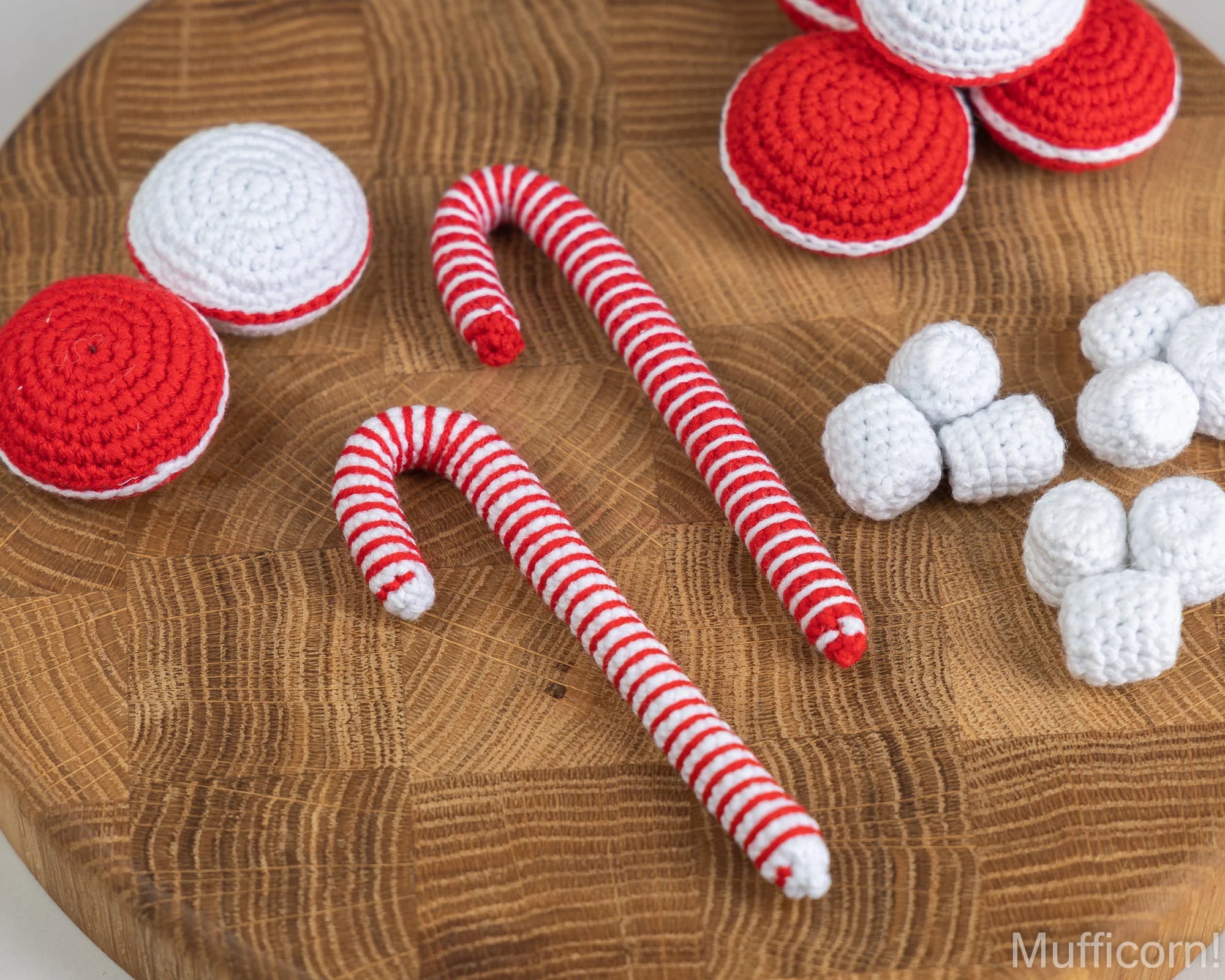 Christmas crochet food: Candy Cane, marshmallow, macaroons