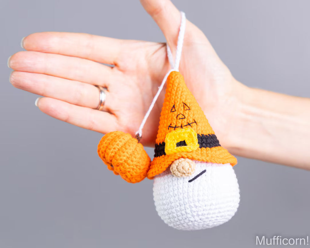 Halloween Pumpkin Gnome Keychain