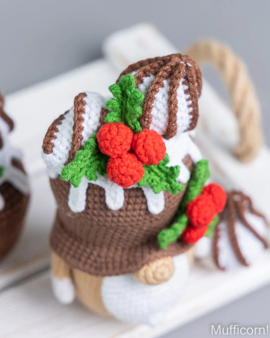 Christmas gnome with cupcake and meringues