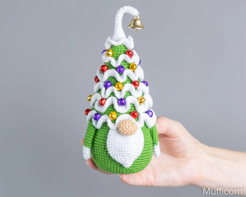 Christmas Tree Gnome with waves