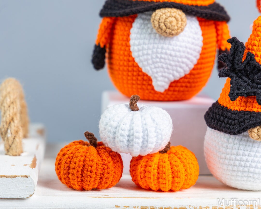 Crochet patterns bundle: Halloween Gnomes & Keychains