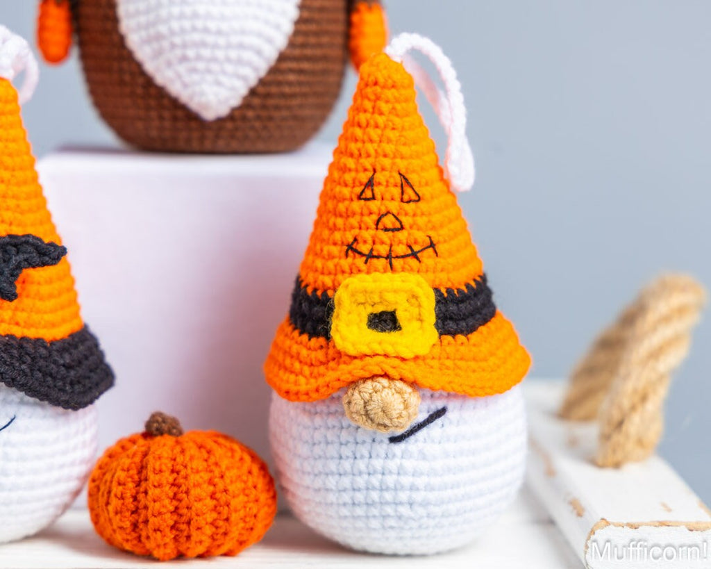 Crochet patterns bundle: Halloween Gnomes & Keychains