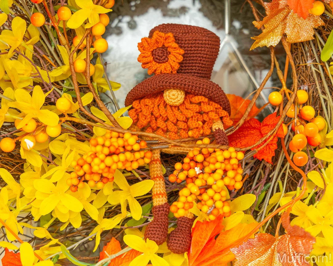Gnome with Sunflower