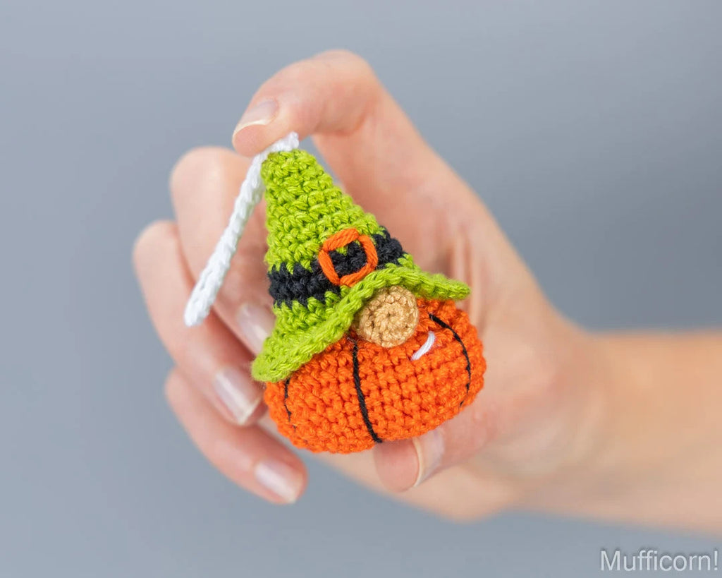 Halloween Pumpkin Gnomes Keychains