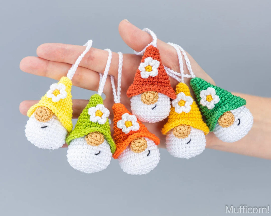 Gnomes Keychains with Flowers