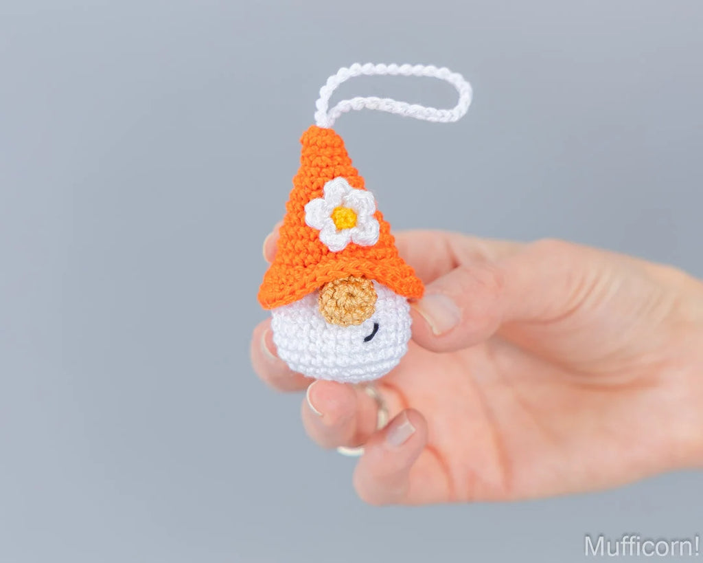 Gnomes Keychains with Flowers