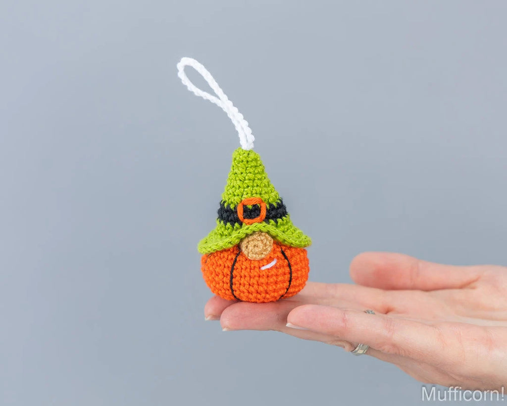 Halloween Pumpkin Gnomes Keychains