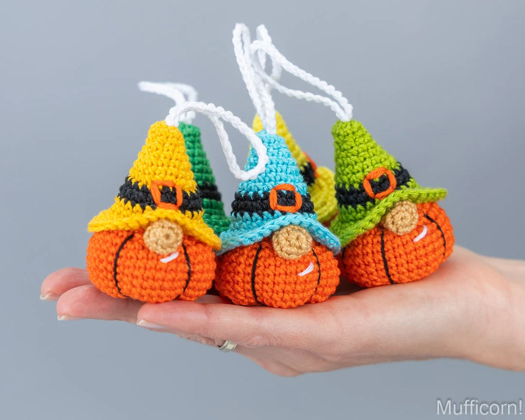 Halloween Pumpkin Gnomes Keychains