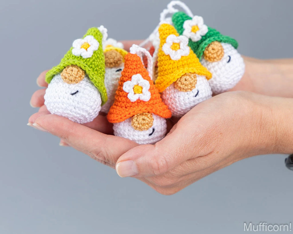 Gnomes Keychains with Flowers