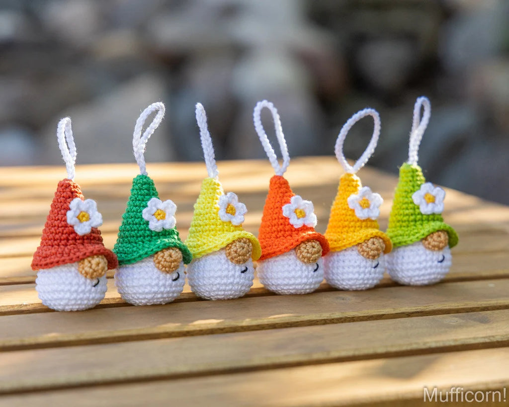 Crochet patterns bundle: Pumpkin & Flower keychains
