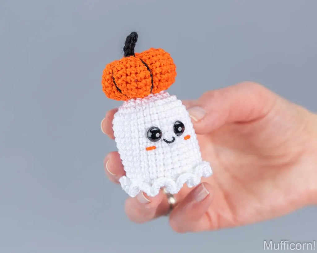 Halloween Ghost with Pumpkin