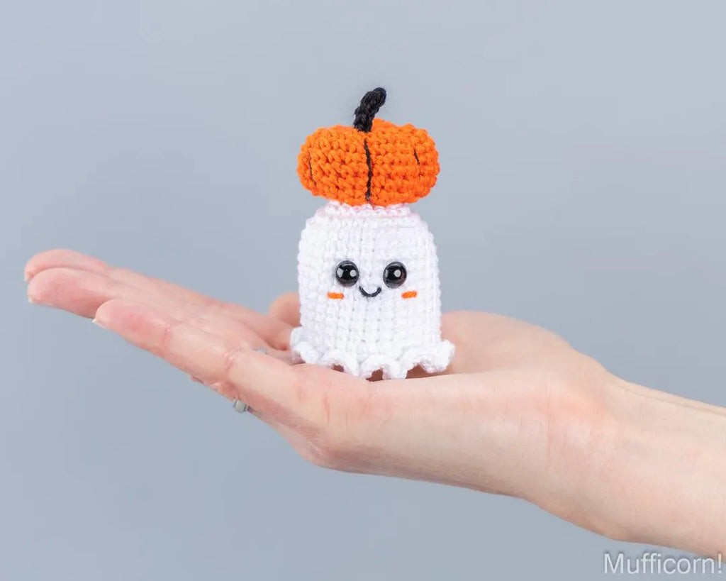 Halloween Ghost with Pumpkin