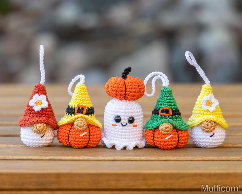 Crochet patterns bundle: Halloween Keychains