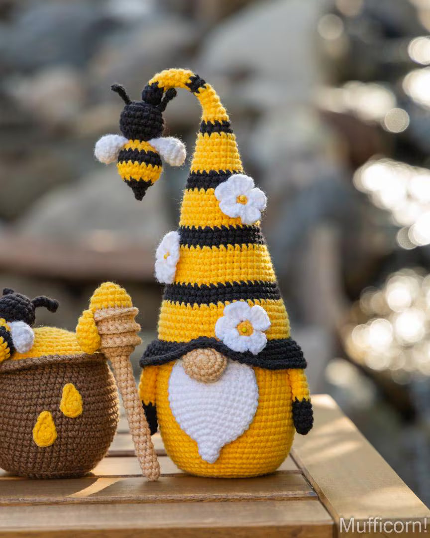 Crochet patterns bundle: Honey and Bee gnomes with honey pot