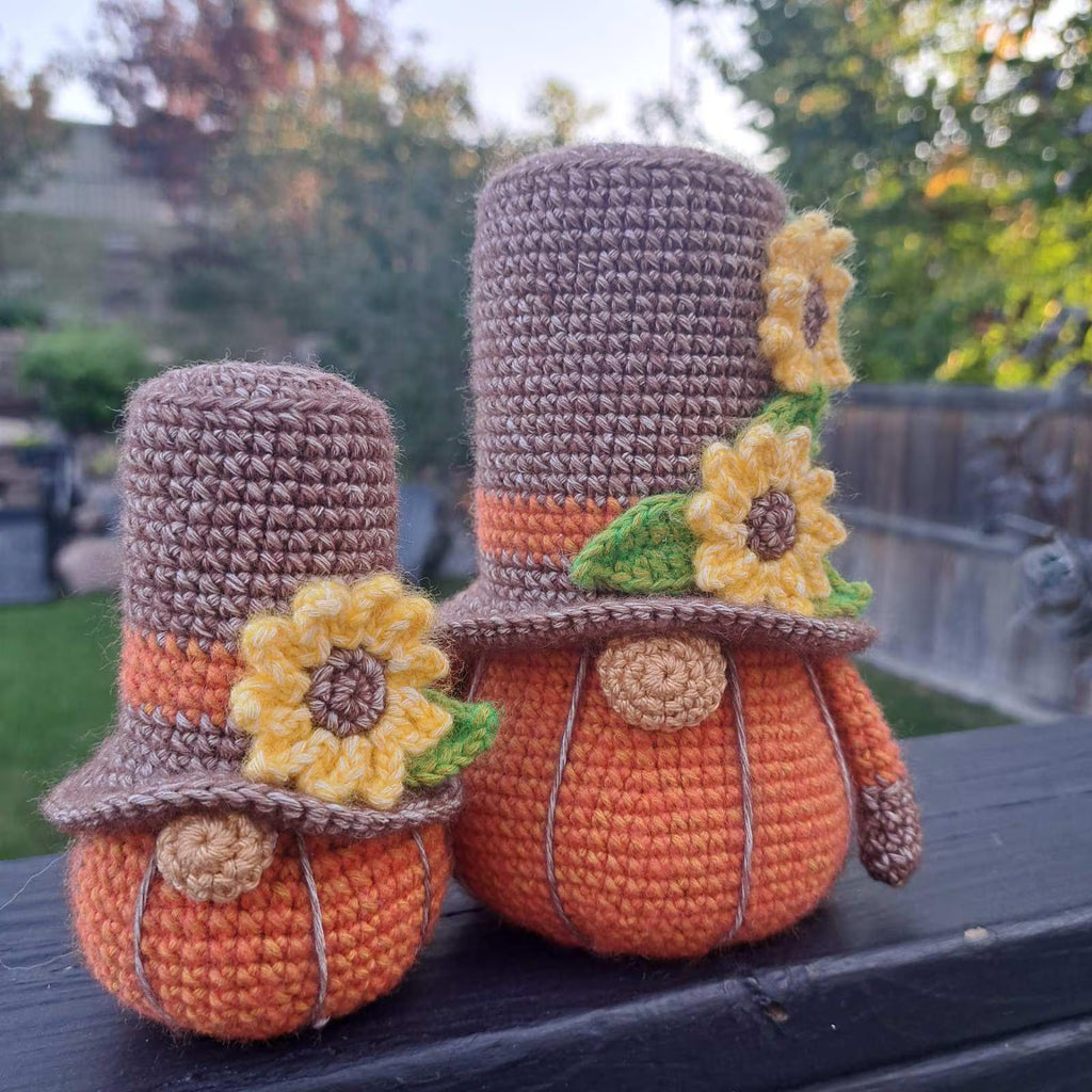 Harvest Gnomes Pumpkins
