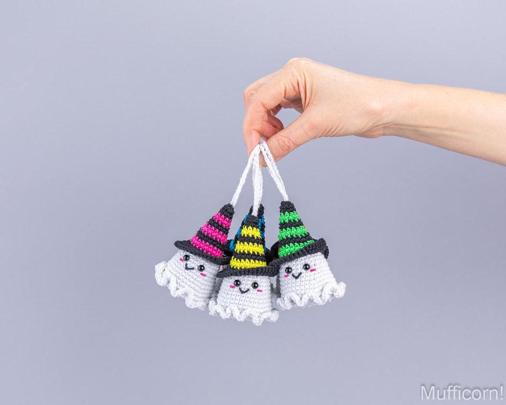 Halloween Ghost Keychains in Stripy Hats