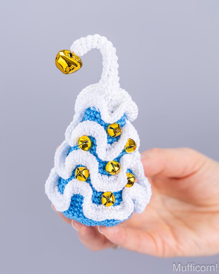 Gnome with snowflakes & Christmas tree