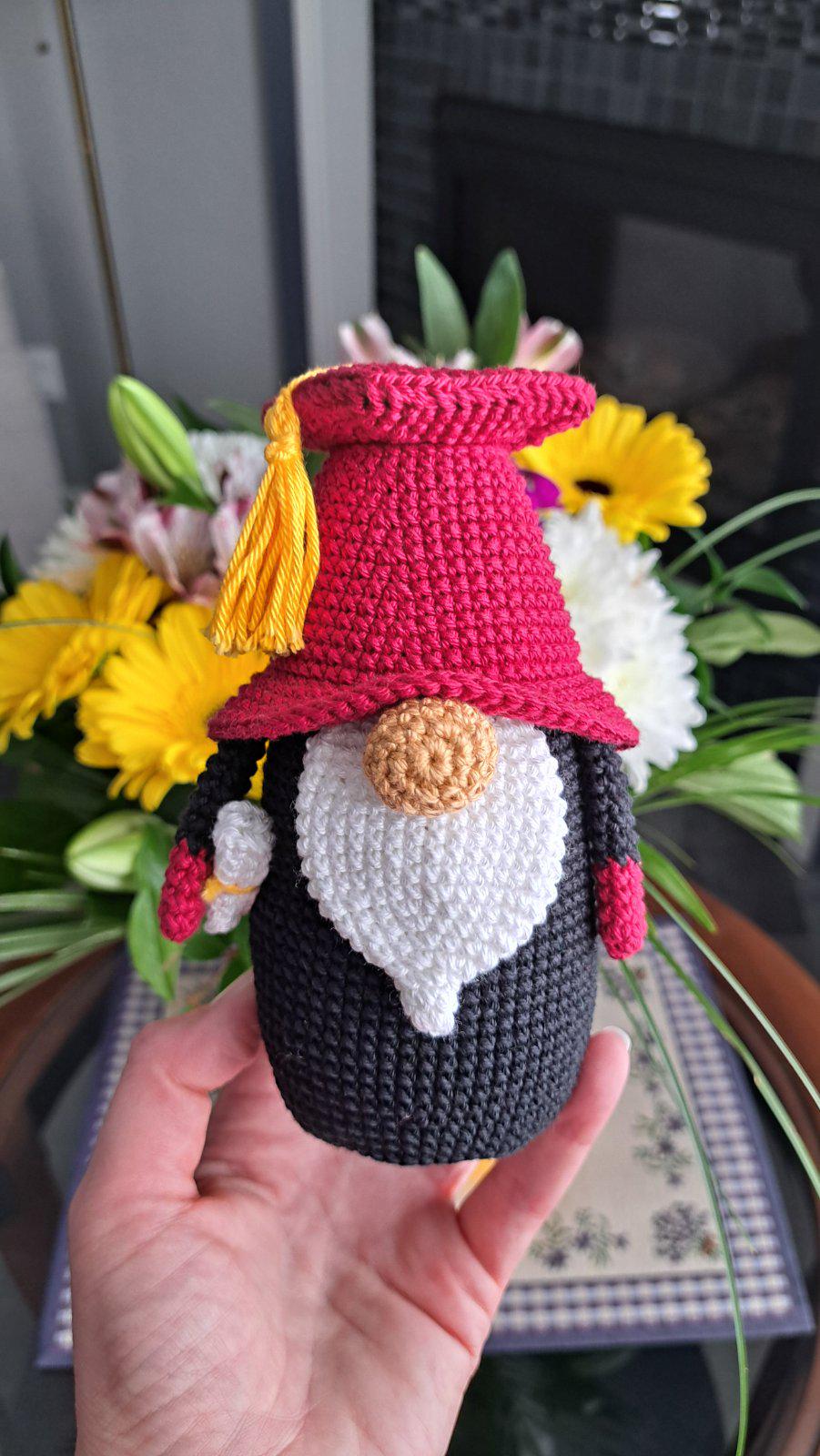 Teacher/Graduation Gnome
