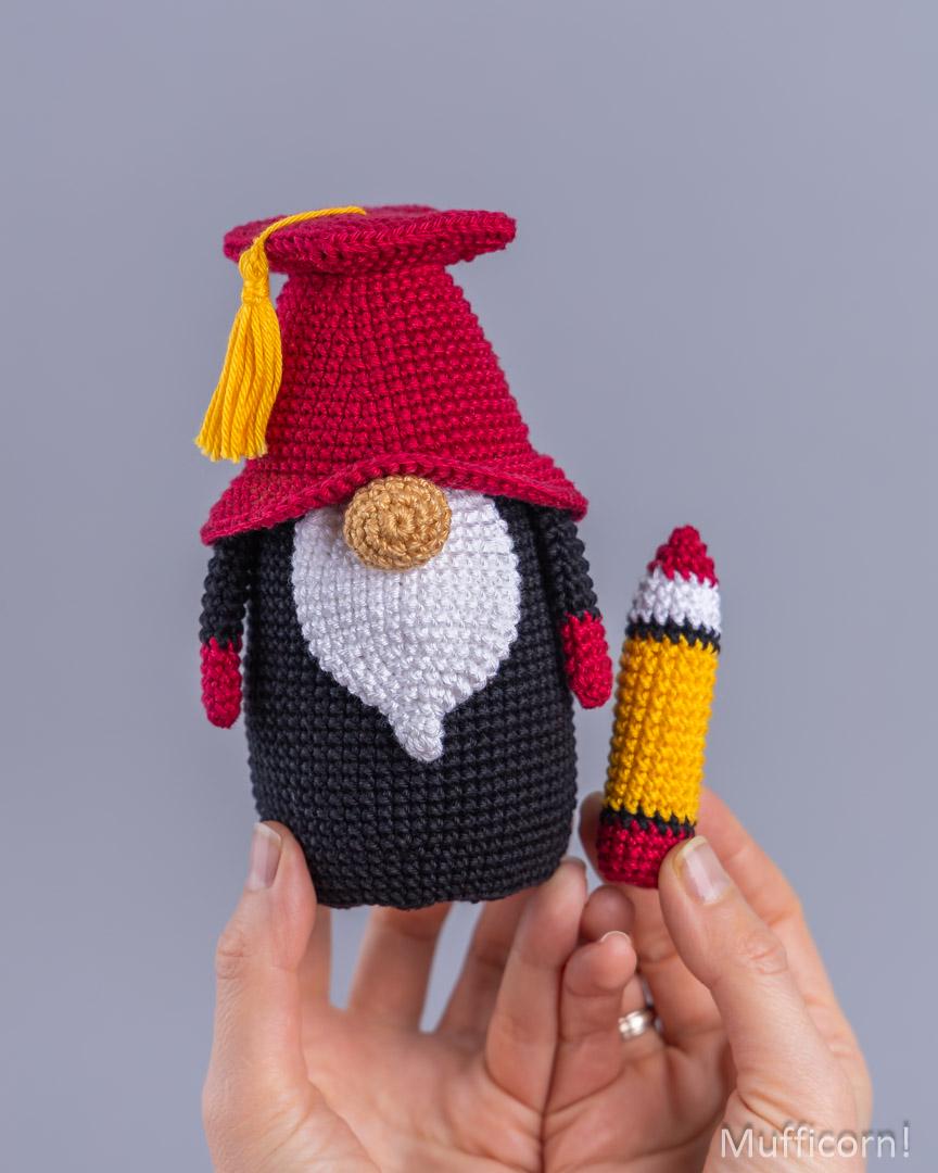 Teacher/Graduation Gnome