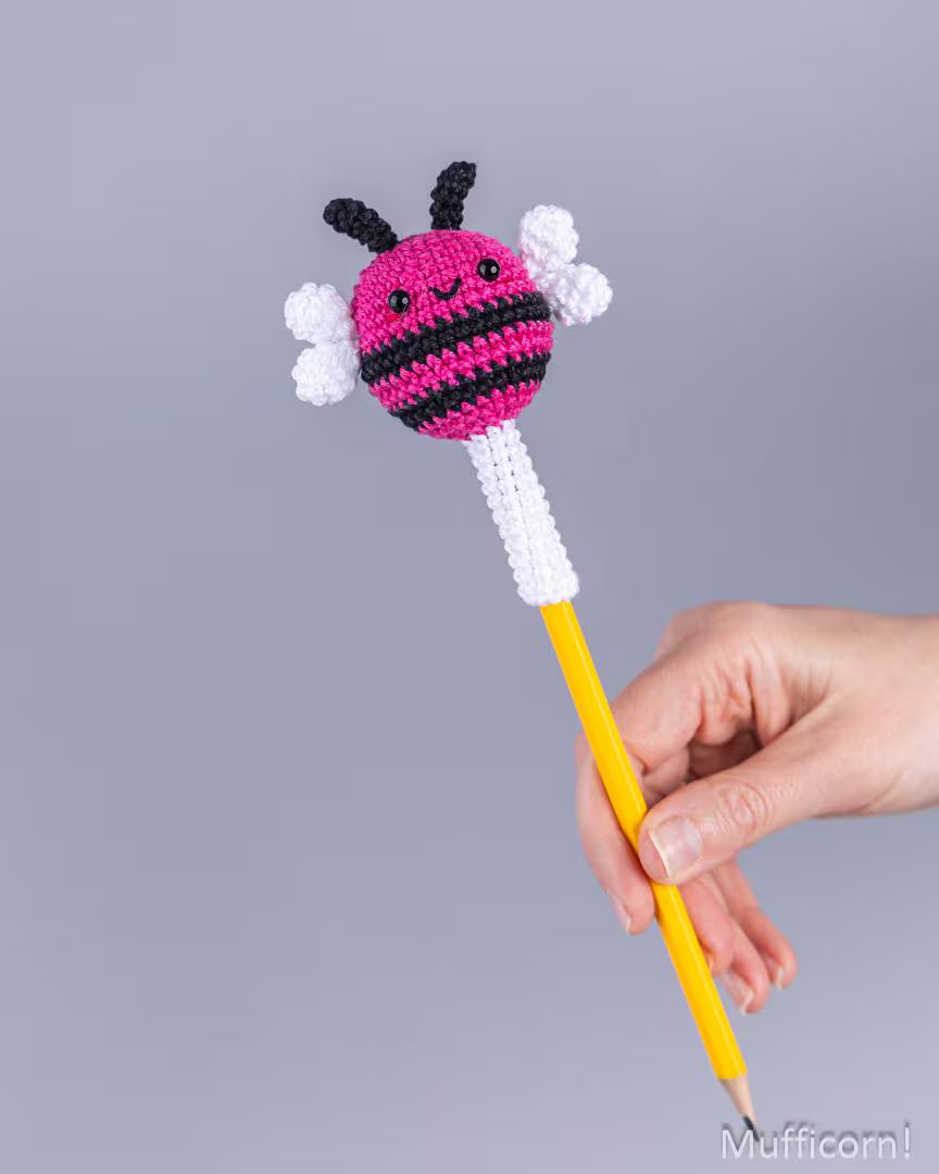 Bee Pencil Topper