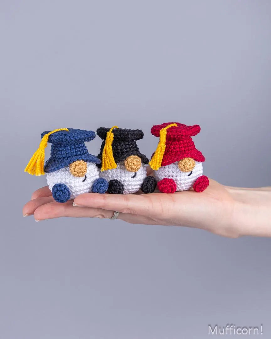 Mini Graduation Gnomes Keychains