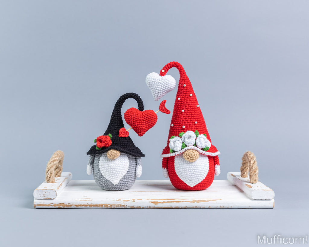 Crochet patterns bundle: Gnomes with Hearts