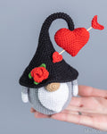 Gnome with Heart and Arrow