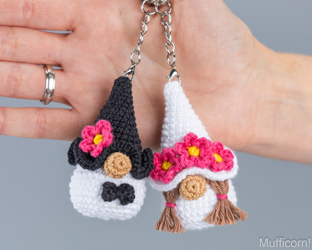 Bride & Groom Small Keychains