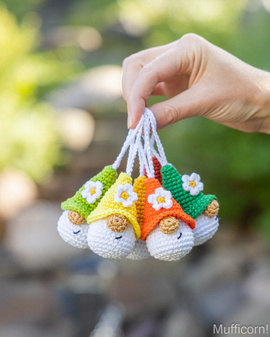 Gnomes Keychains with Flowers