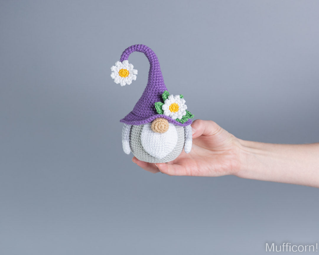 Mufficorn daisy gnome crochet pattern finished piece