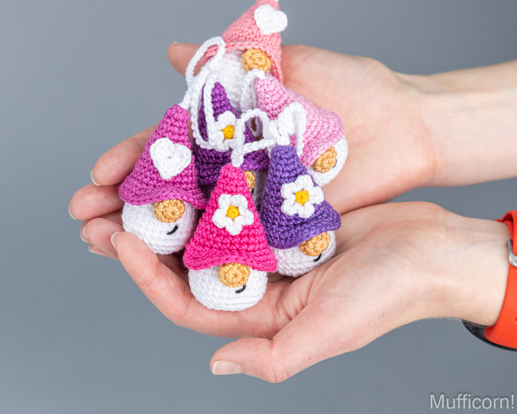 Summer Heart & Flower Gnome Keychain