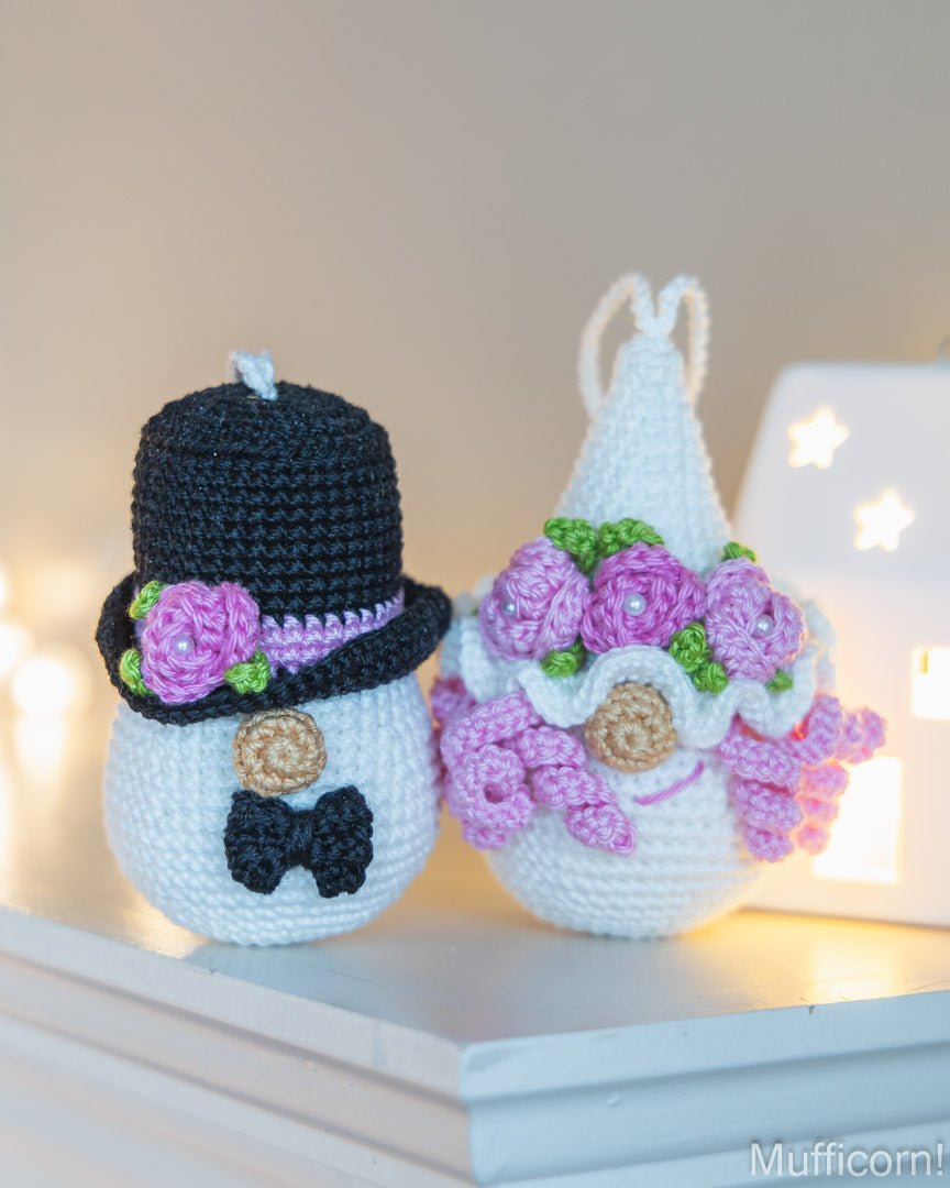 Bride & Groom Keychains