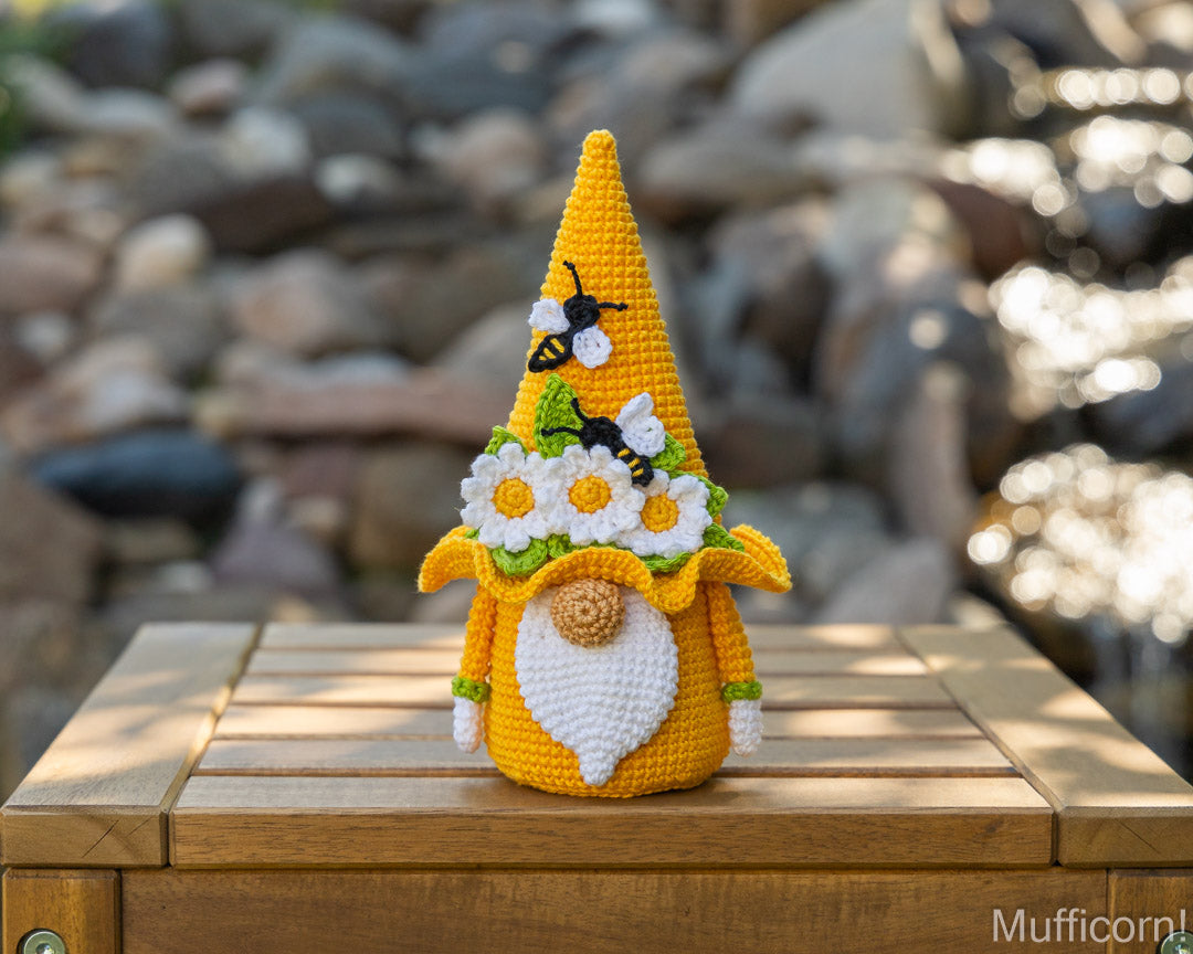 Daisy Gnome Candy Keeper